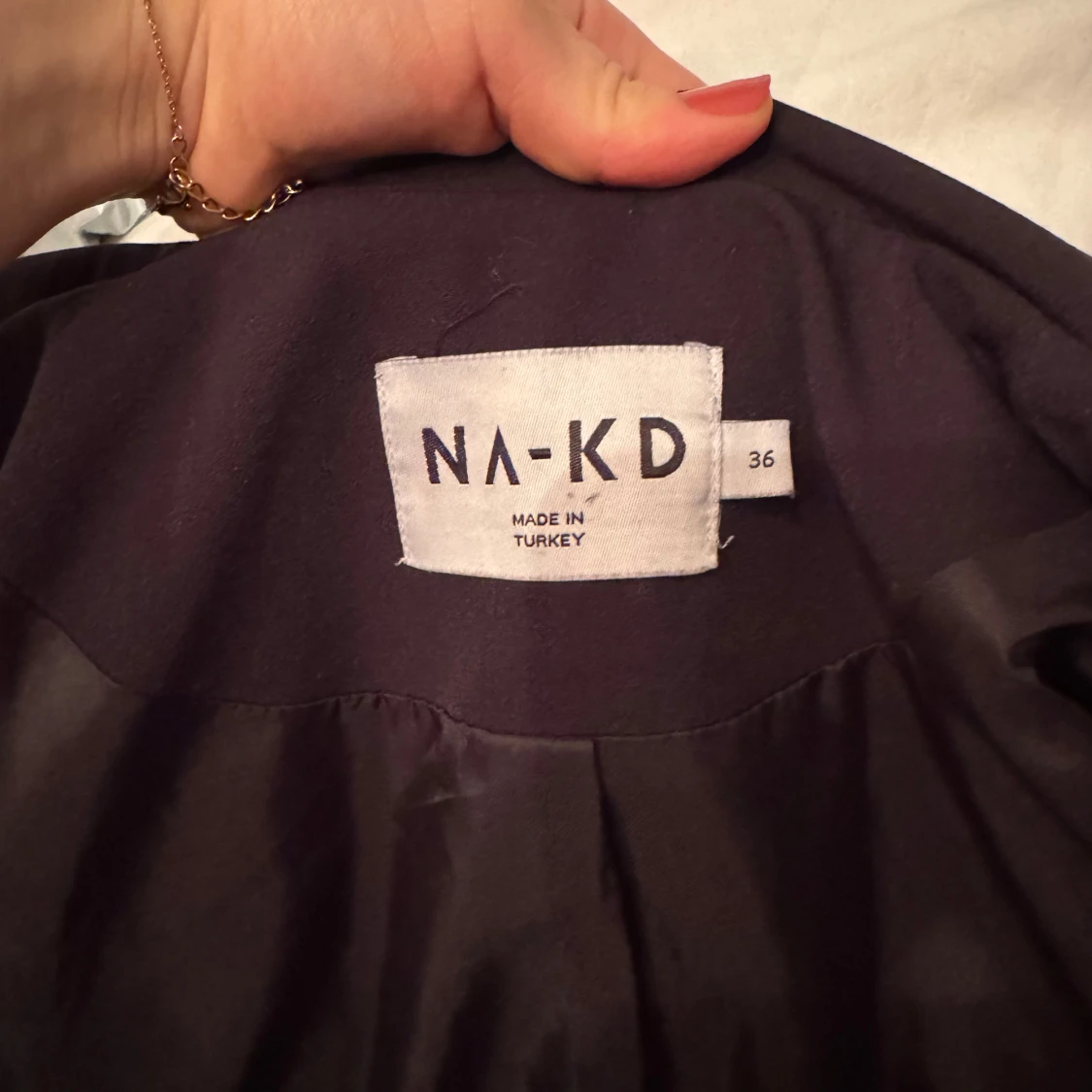 Svart croppad kavaj från NA-KD - 2