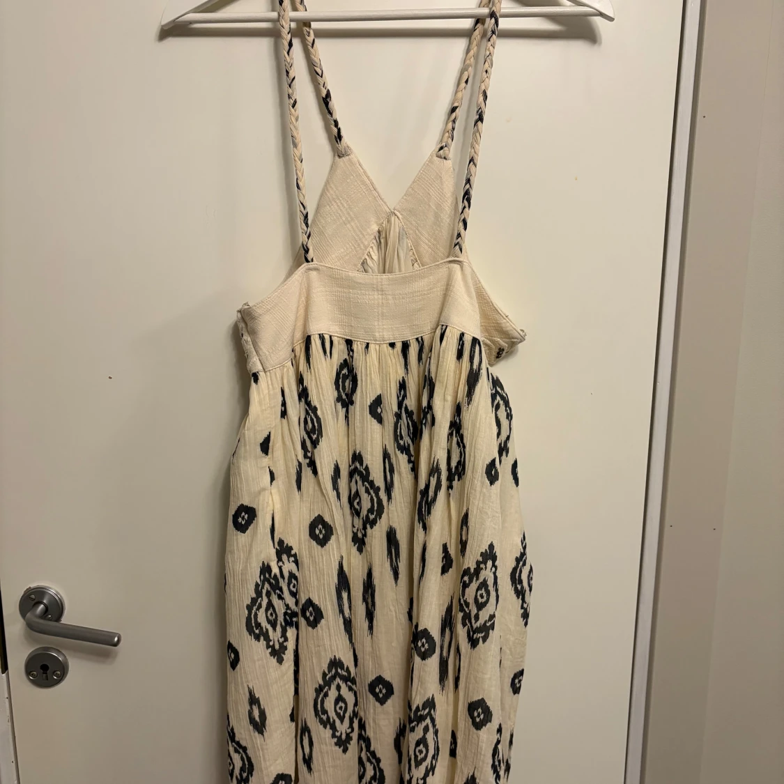 Mönstrad sommarklänning från ZARA - 1