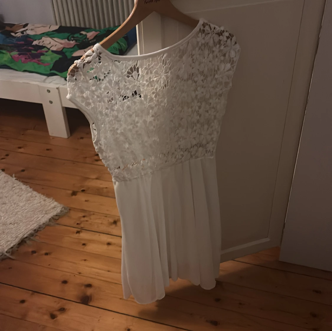 En balklänning och en skolavslutningsklänning  - 3