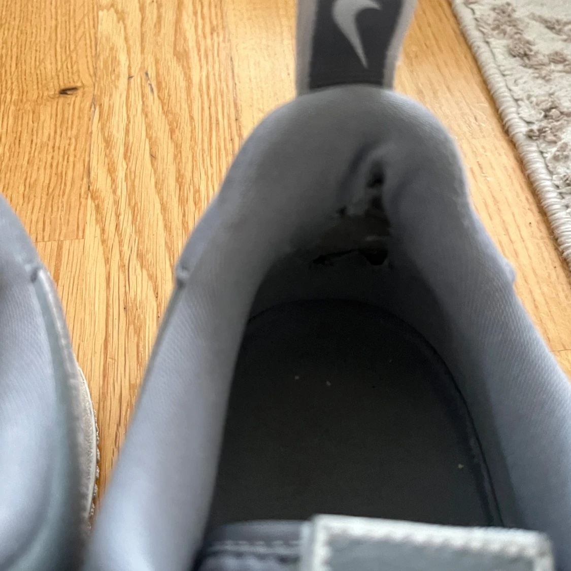 Grå Nike Air Force sneakers - 2