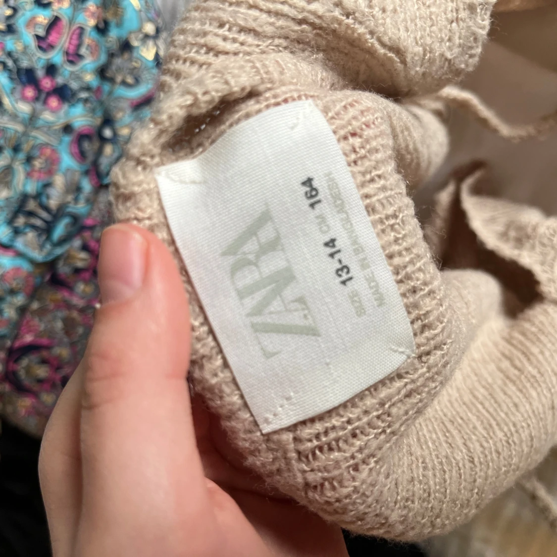 Beige stickad linnetopp från Zara - 3