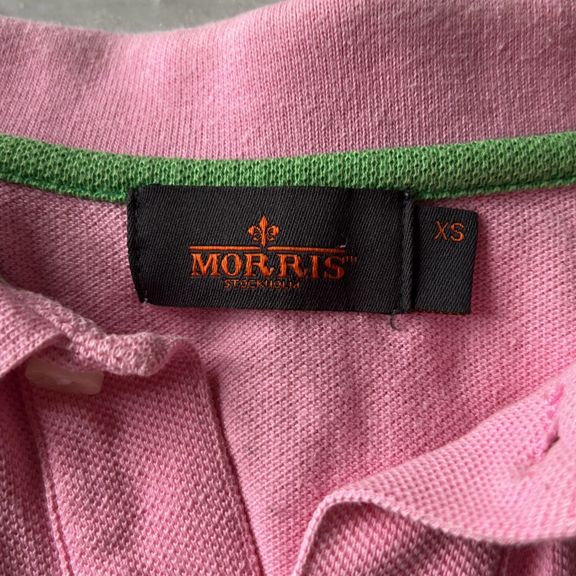 Rosa pikétröja från Morris - 2