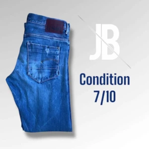 Jeans från g-star - Feta jeans från g-star i storlek W30/L32🔥 perfekt passform och perfekt att ge en najs tusch till outfiten🤩🤩nypris runt 1300kr😮skriv vid frågor 😇😇