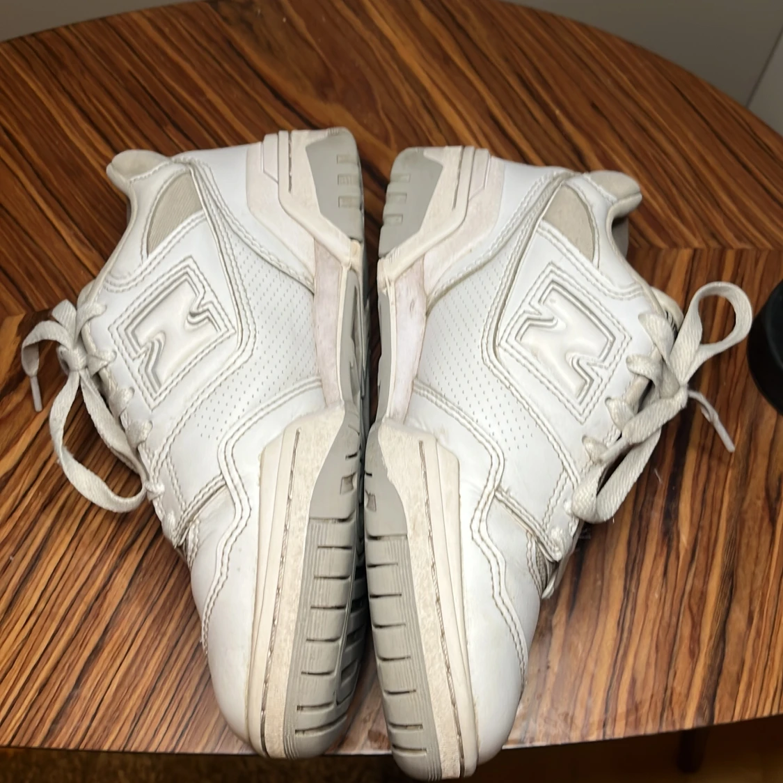 Vita sneakers från New Balance - 2