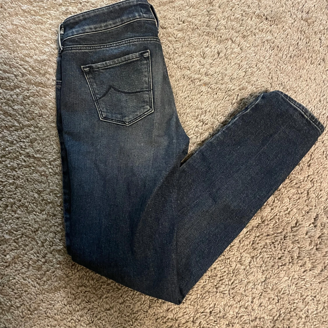 Mörkblå jeans från Jacob Cohen - 2