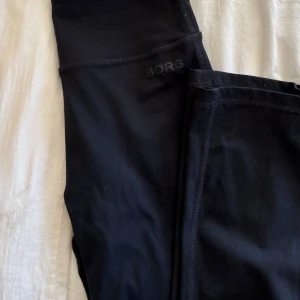 Yogapants - Yogapants från Björn Borg som säljs då de är liiite korta för mig och används därför inte 