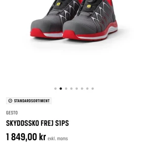 Skyddssko Frej S1PS från Gesto, nypris 1850:- - Skyddssko Frej S1PS från Gesto i grått och rött med en sportig design. Skorna har en robust sula och ett mönstrat yttre för extra grepp och stabilitet. Perfekta för arbete där säkerhet är prioriterad.