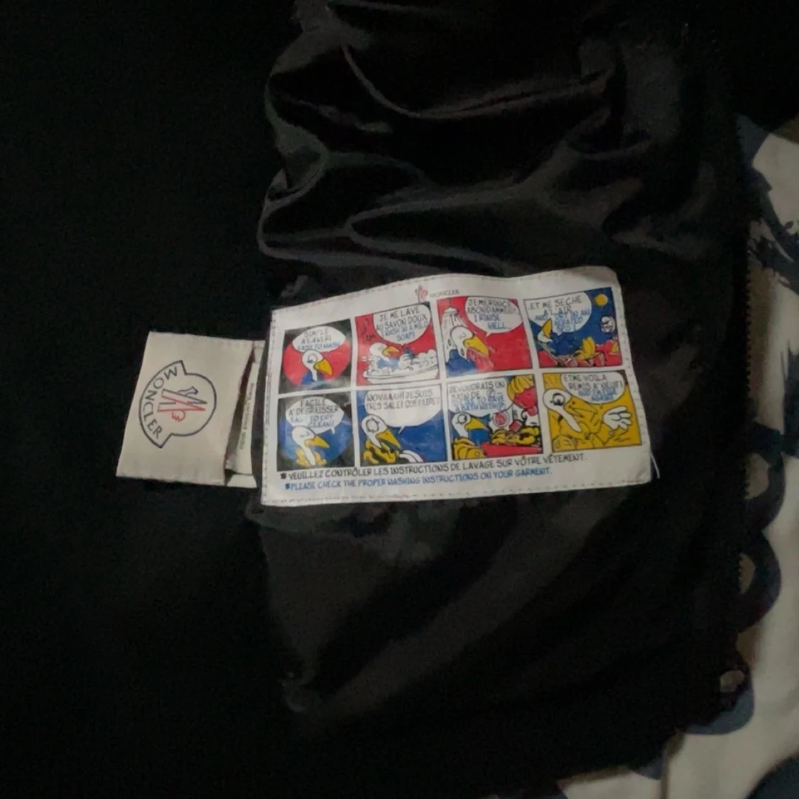 Svart dunväst från Moncler - 1