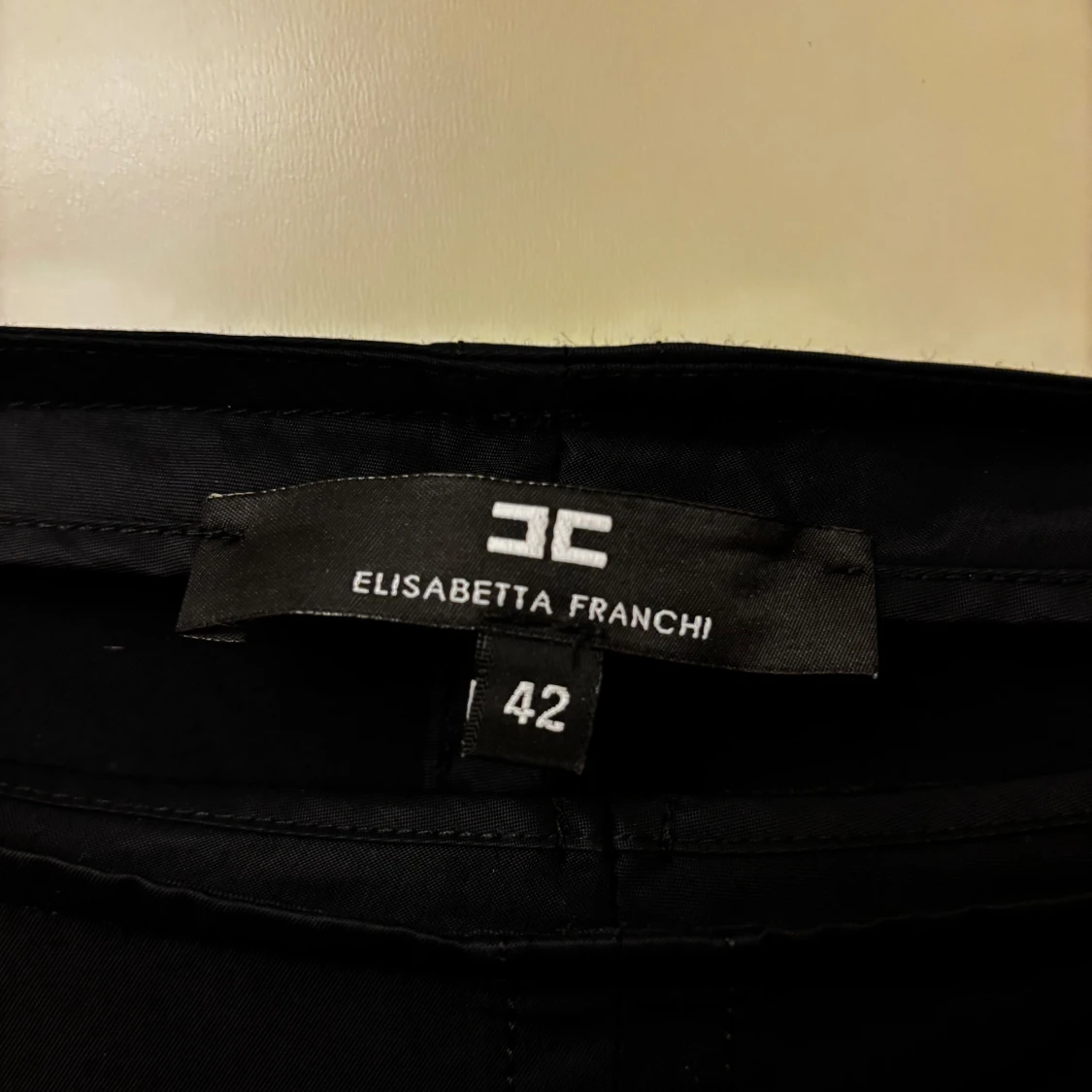 Svart kaftan från Elisabetta Franchi - 2