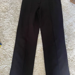 Kostymbyxor  - Säljer fina kostymbyxor från madlady 