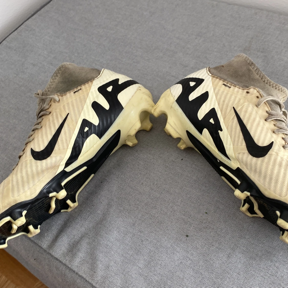 Nike Air Zoom fotbollsskor beige/svart - 1