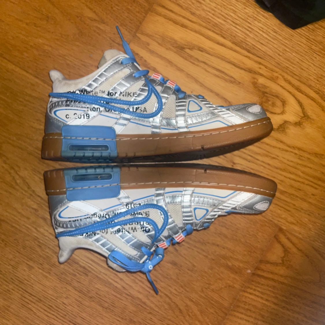 Nike x Off-White. Air rubber dunk. - 1