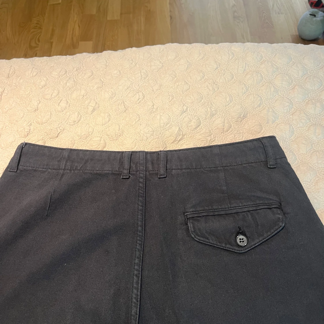 Marinblåa workpants från HOPE Stockholm - 3