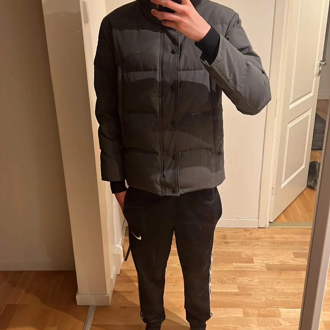 Grå dunjacka från Canada Goose - 4