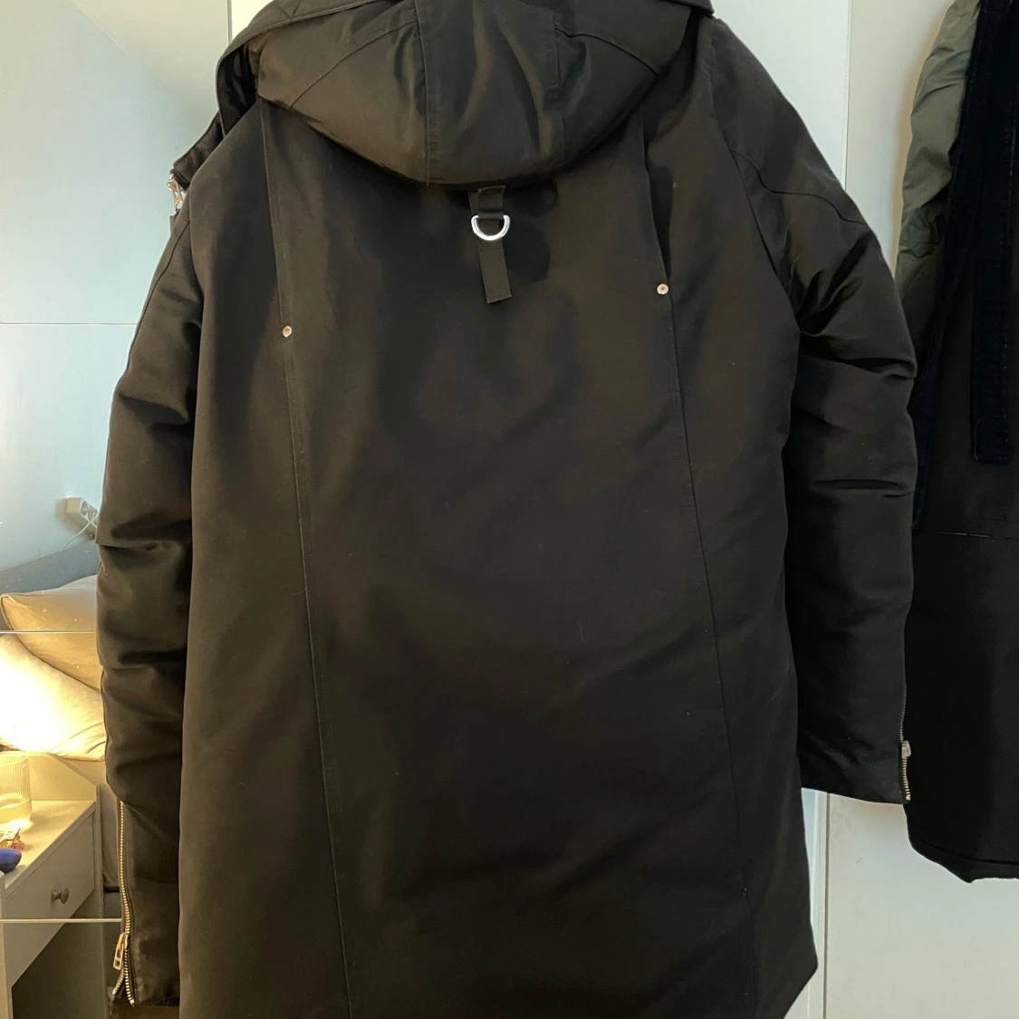 Svart vinterjacka Moose Knuckles Strl L FYND! - 3