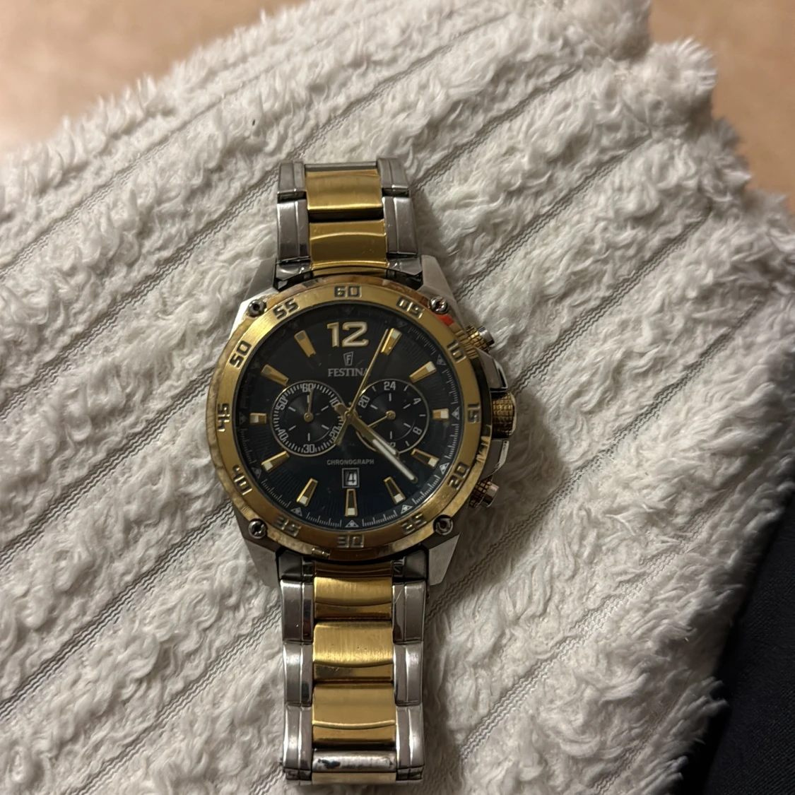 Festina kronograf herrklocka guld/silver