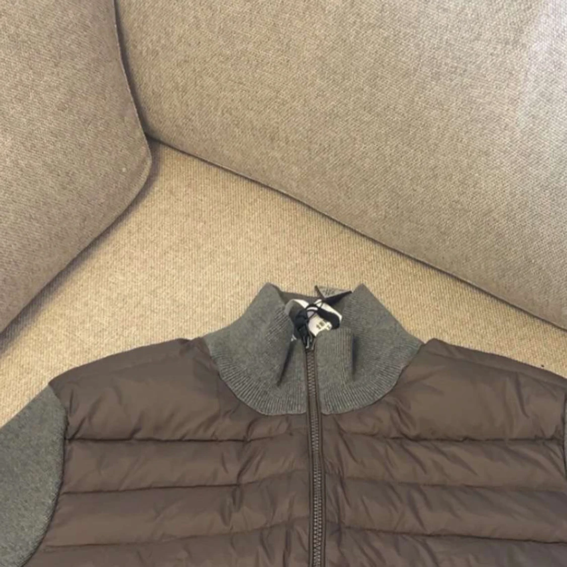  brun och grå moncler cardigan  - 3