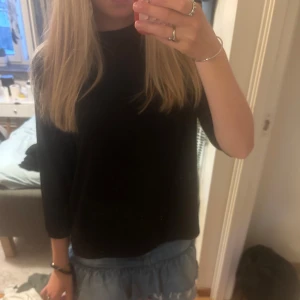 trekvart tröja  - så fin 