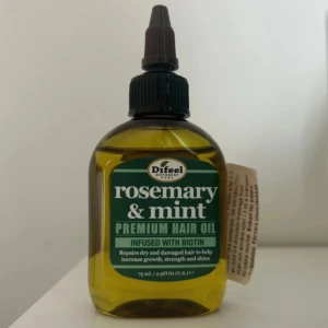 Difeel Rosemary & Mint Hair Oil - Difeel Rosemary & Mint Premium Hair Oil, endast testad en gång.