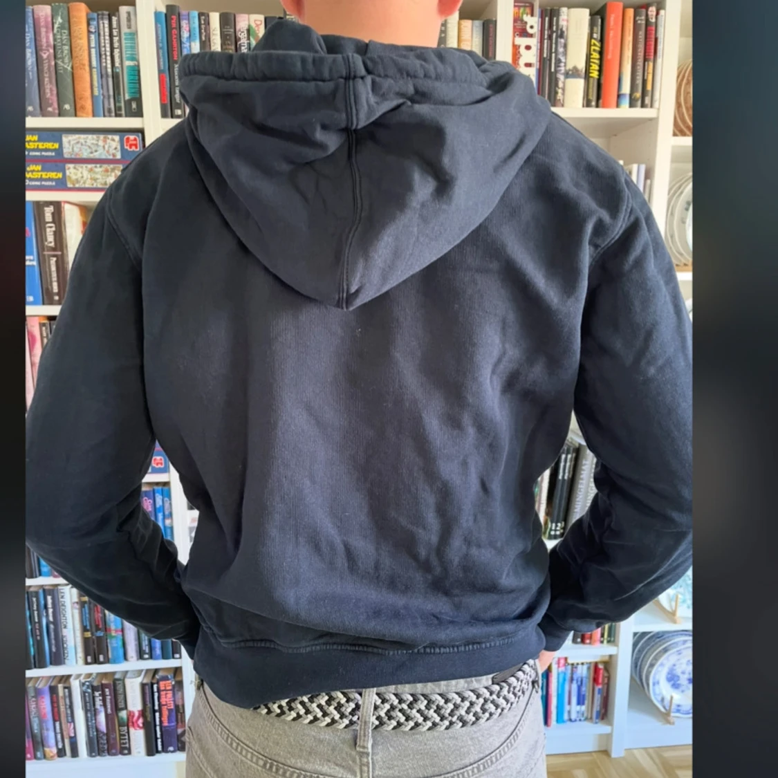 Mörkblå hoodie med dragkedja från Colorful Standard - 1