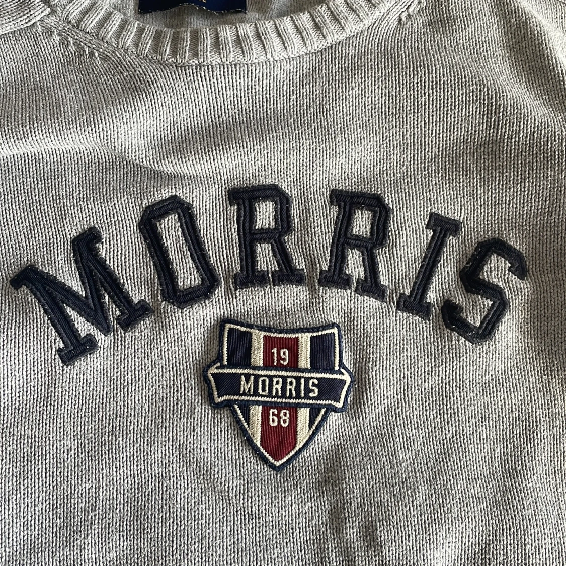 Grå stickad tröja från Morris  - 1