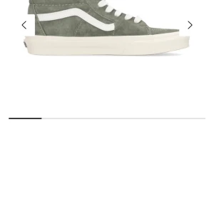 gröna höga vans💞💞💞 - säljer dessa super fina gröna skor perfekta inför hösten🩷🩷