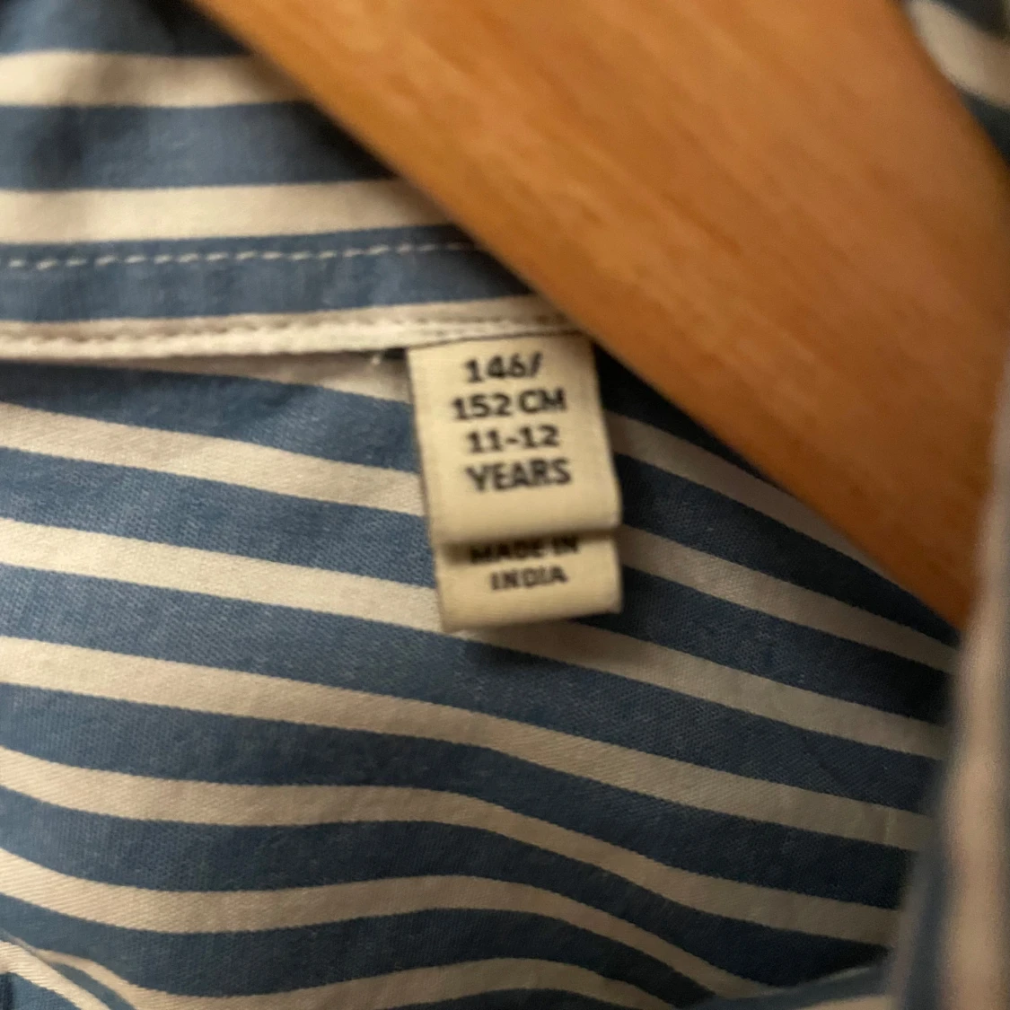 Blåvit randig skjorta från Gant - 3