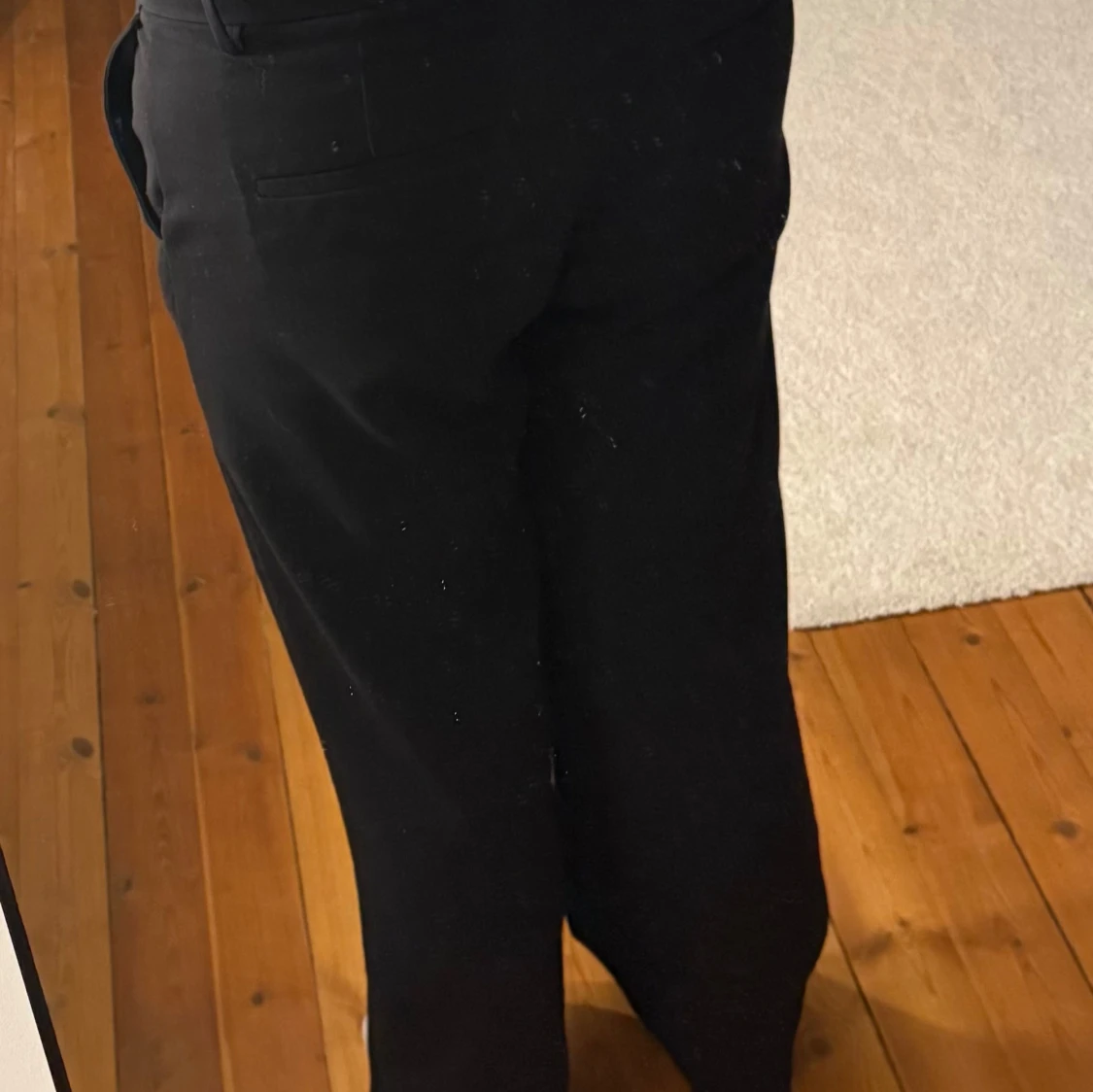 Svarta kostymbyxor med raka ben - 1