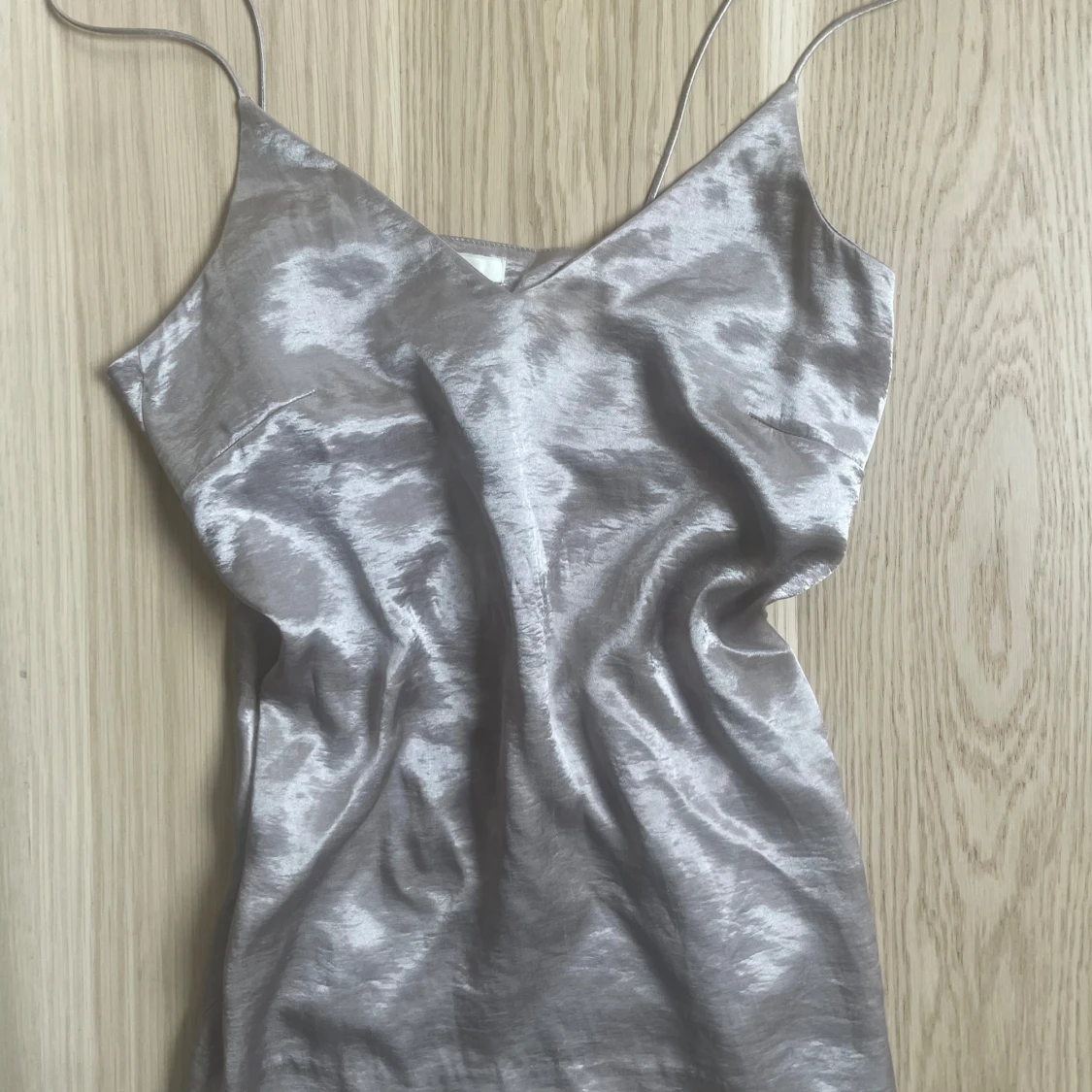 Silvrig linnetopp från H&M - 1