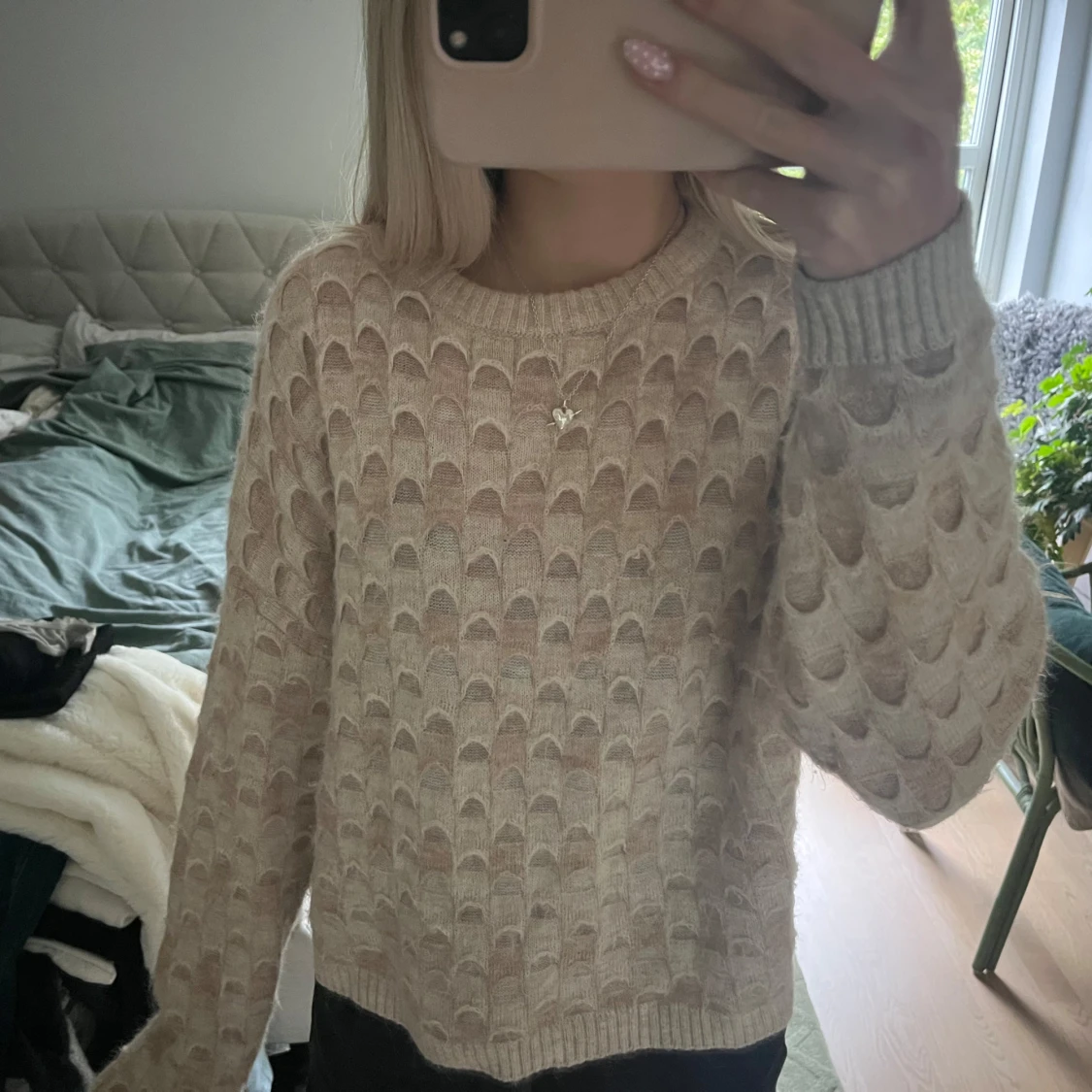 Beige stickad tröja från Zara