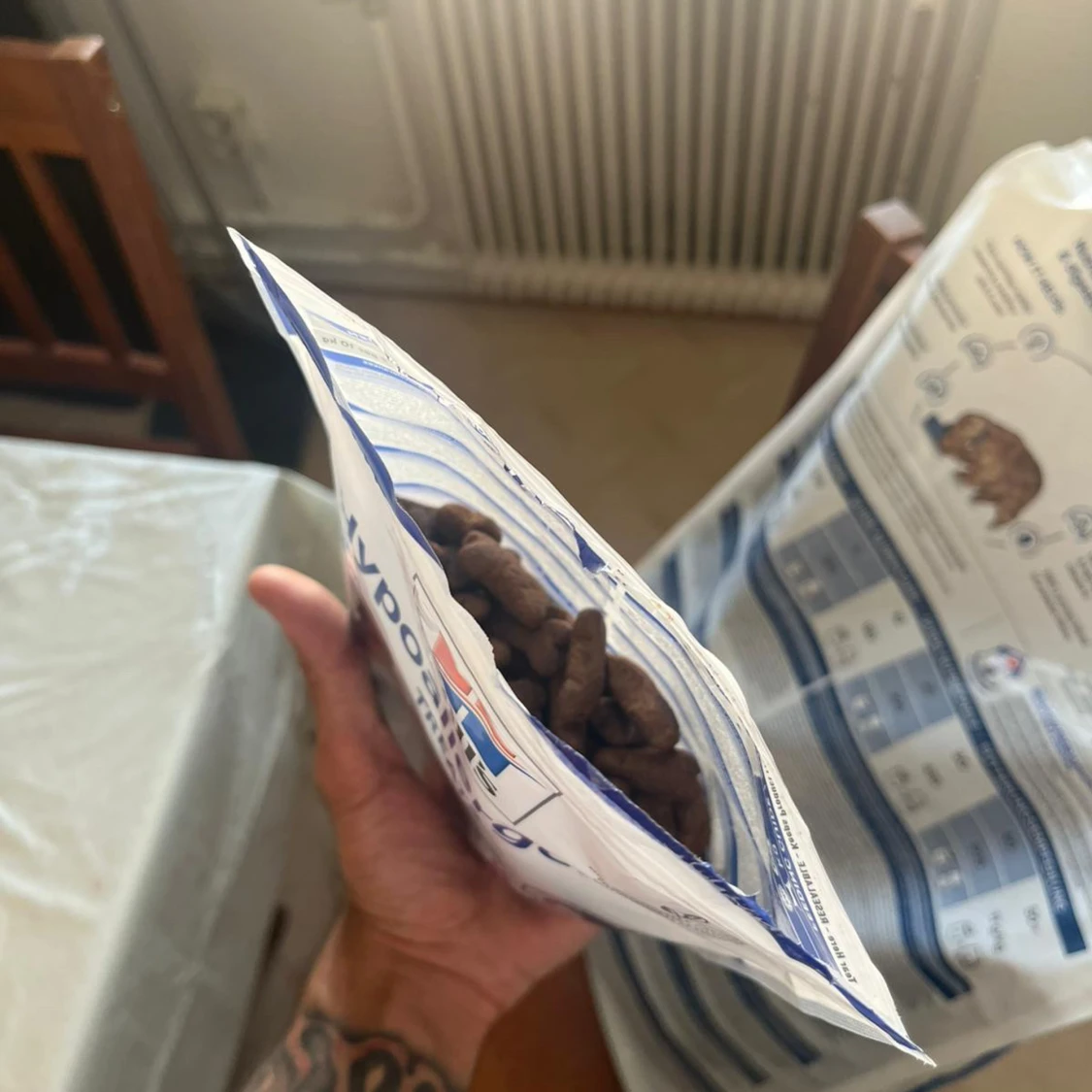 Hill’s Prescription Diet z/d + Hypoallergenic Treats 10kg + 220gr - 2