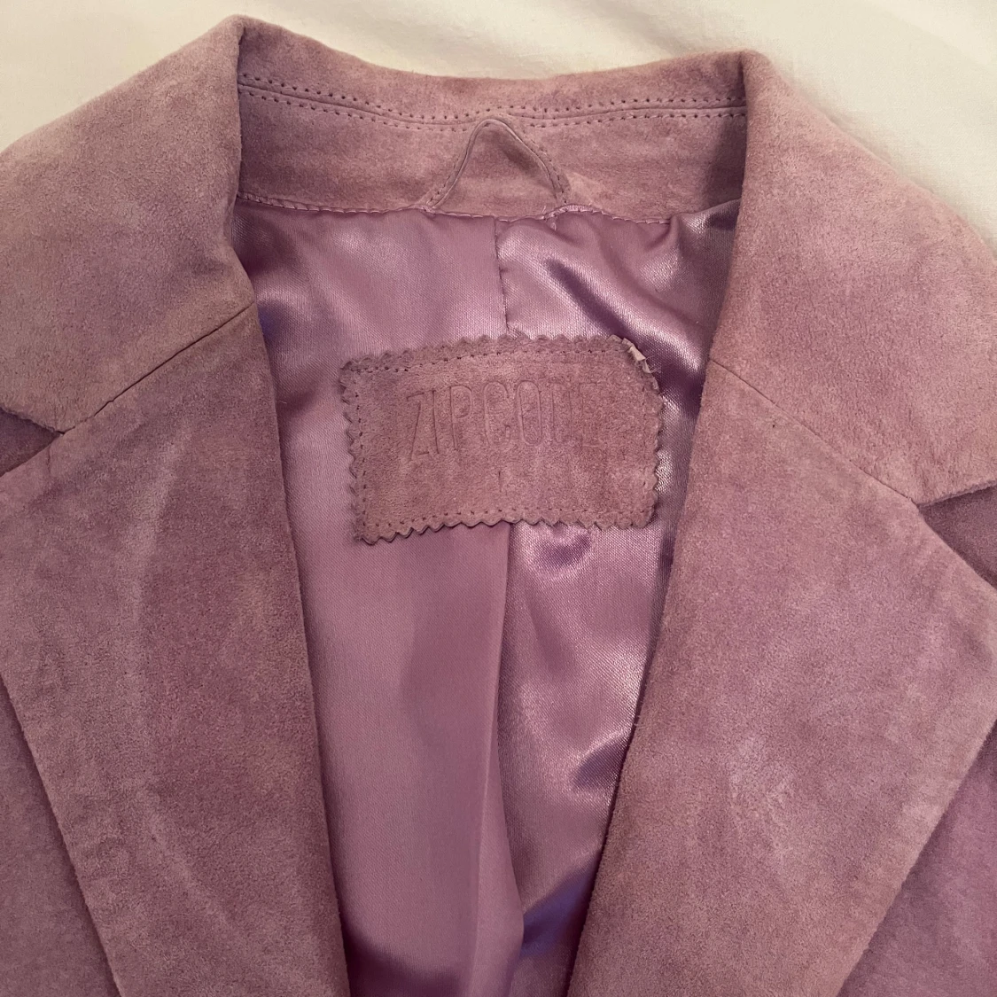 Ljuslila mockakavaj  - 2