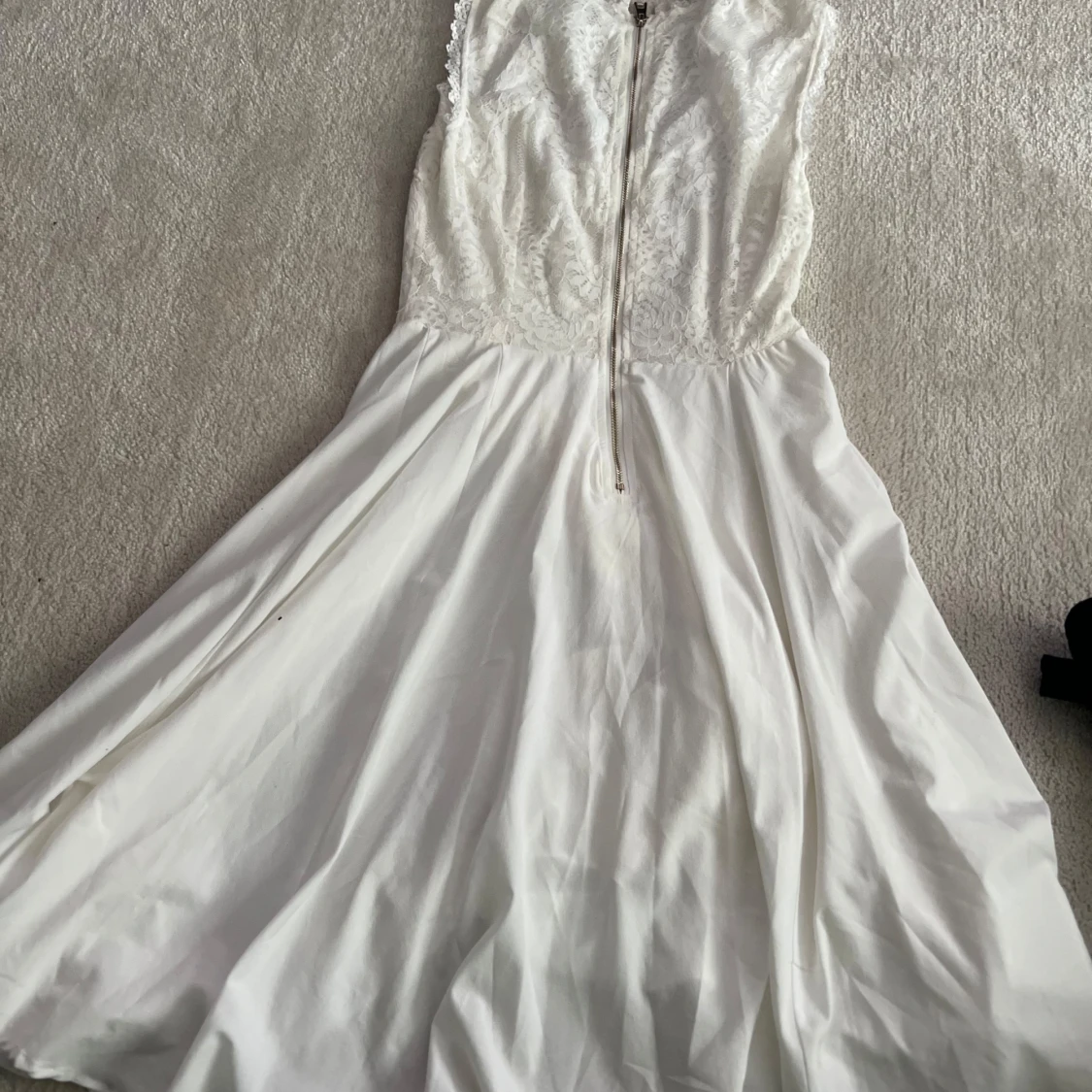 Vit studentklänning  - 1