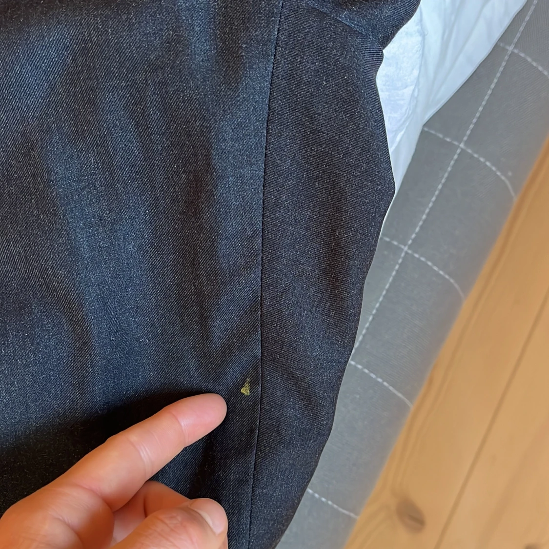 Utsvängda kostymbyxor  - 93