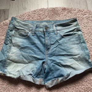 Jeansshorts  - Medel höga 