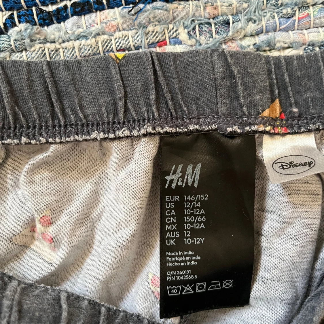 Grå Disney t-shirt med Mickey och pizza - 2