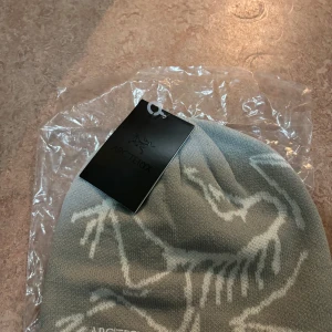 Arcteryx mössa  - Helt ny