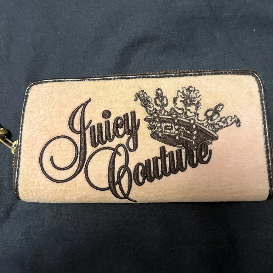 plånbok Juicy Couture med krona