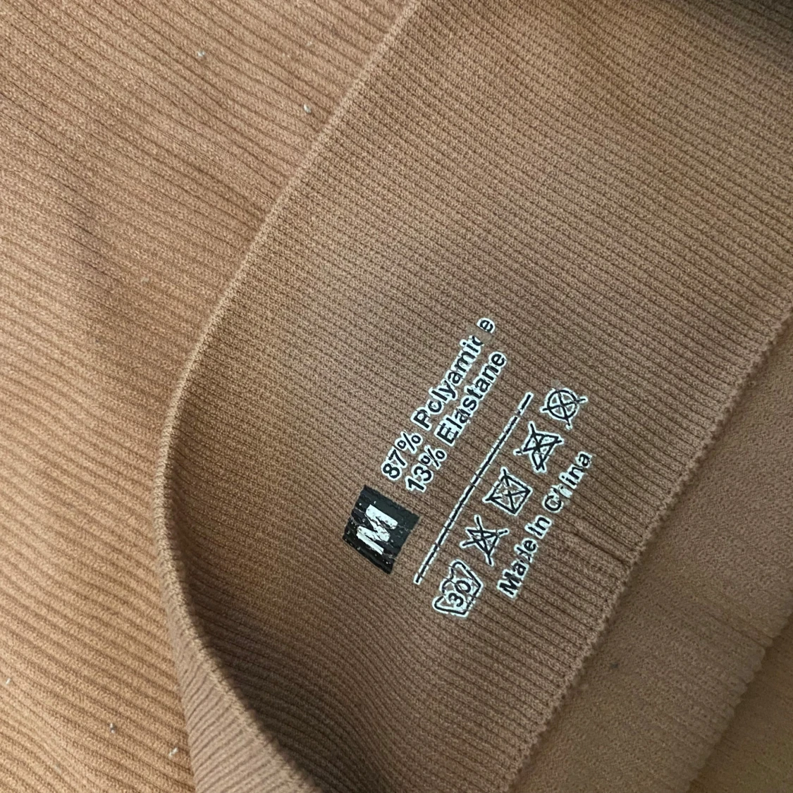 Ribbade bruna leggings i M - 1