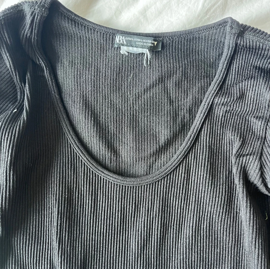 Svart stretchig magtröja  - 1