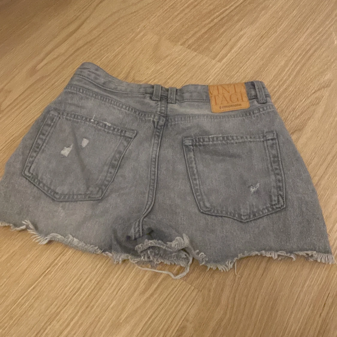 Grå jeansshorts Stradivarius vintage - 3