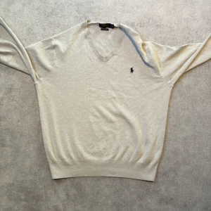 Polo tröja  - Polo tröja i super skick 