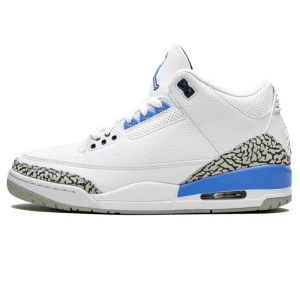 Air Jordan Retro 3 UNC - Öppen för prissnack 💬 Kan skicka fler bilder och vinklar 📸