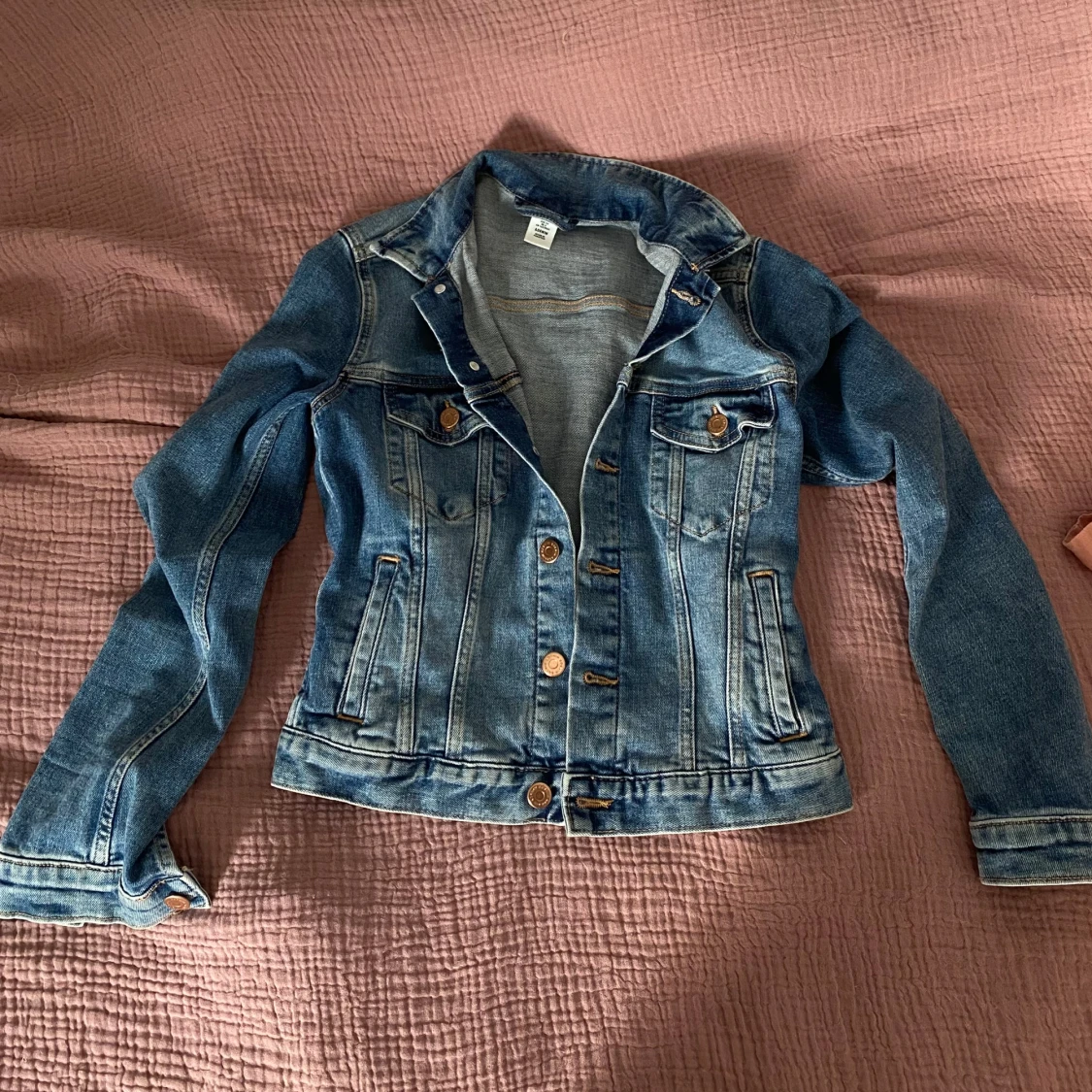 Blå jeansjacka från &Denim, strl 34