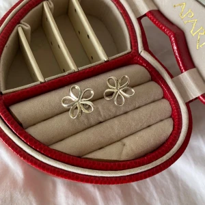 Sterling silver 925 örhängen blommor - Stämplade! 