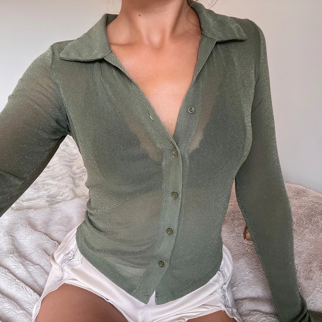 Glittrig mesh blus/skjorta - 1