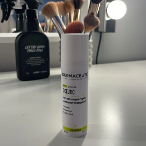 Dermaceutic K Ceutic SPF 50 ansiktskräm - Dermaceutic K Ceutic är en vit ansiktskräm med SPF 50. Endast testad🤍
