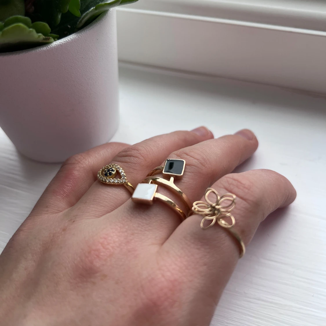 Set med tre guldringar - 2