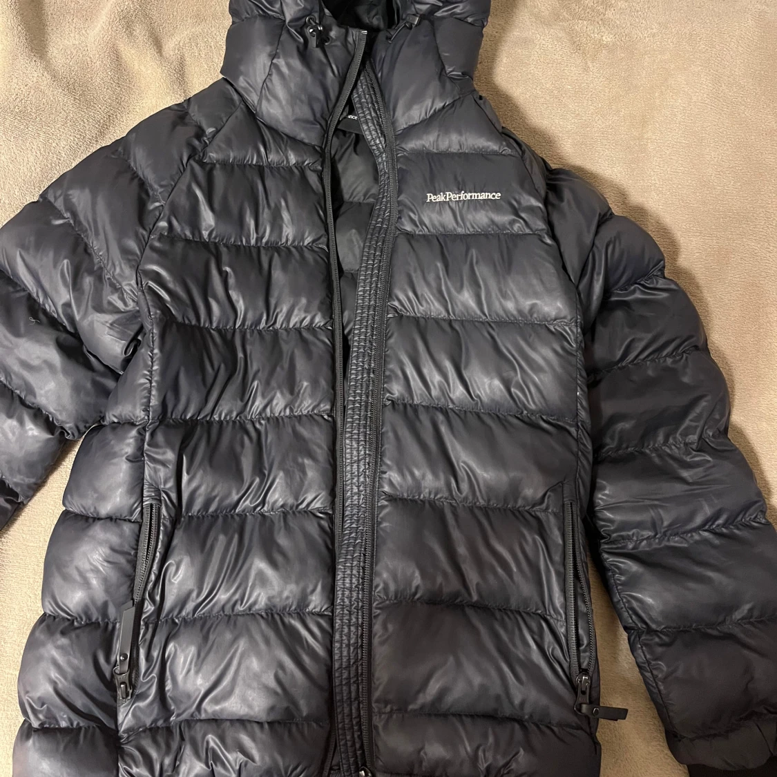 Svart jacka från Peak Performance - 2