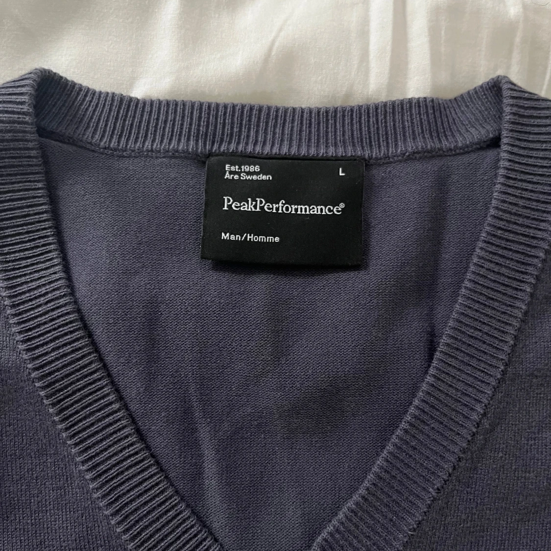 Grå tröja från Peak Performance - 1